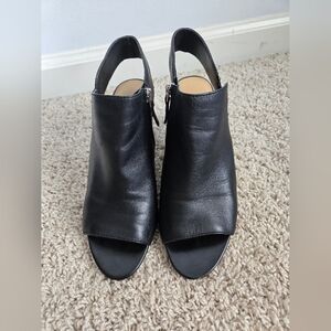 Franco Starto Block Heel Peep Toe sz 9